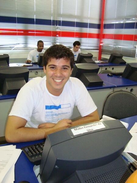 Arquivo:Muller Prova.jpg